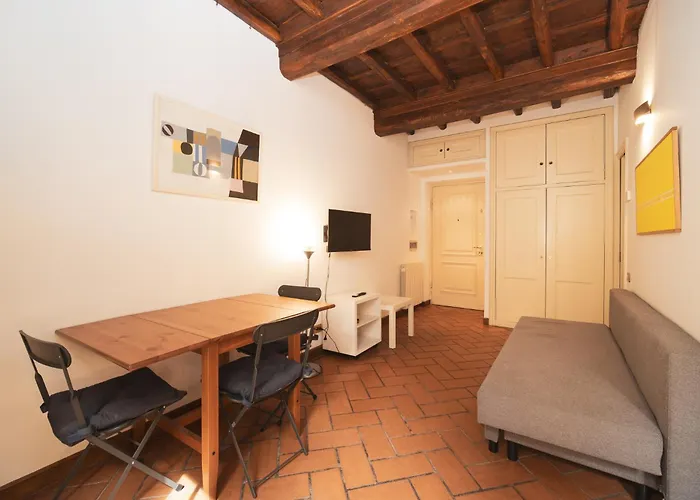 Trevi Fountain By Buddyrent *