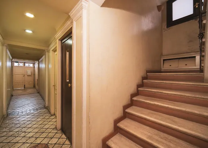 Trevi Fountain By Buddyrent 아파트 *